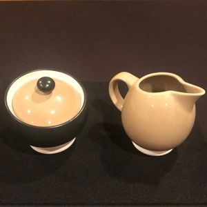 Pfaltzgraff Sugar and Creamer Set